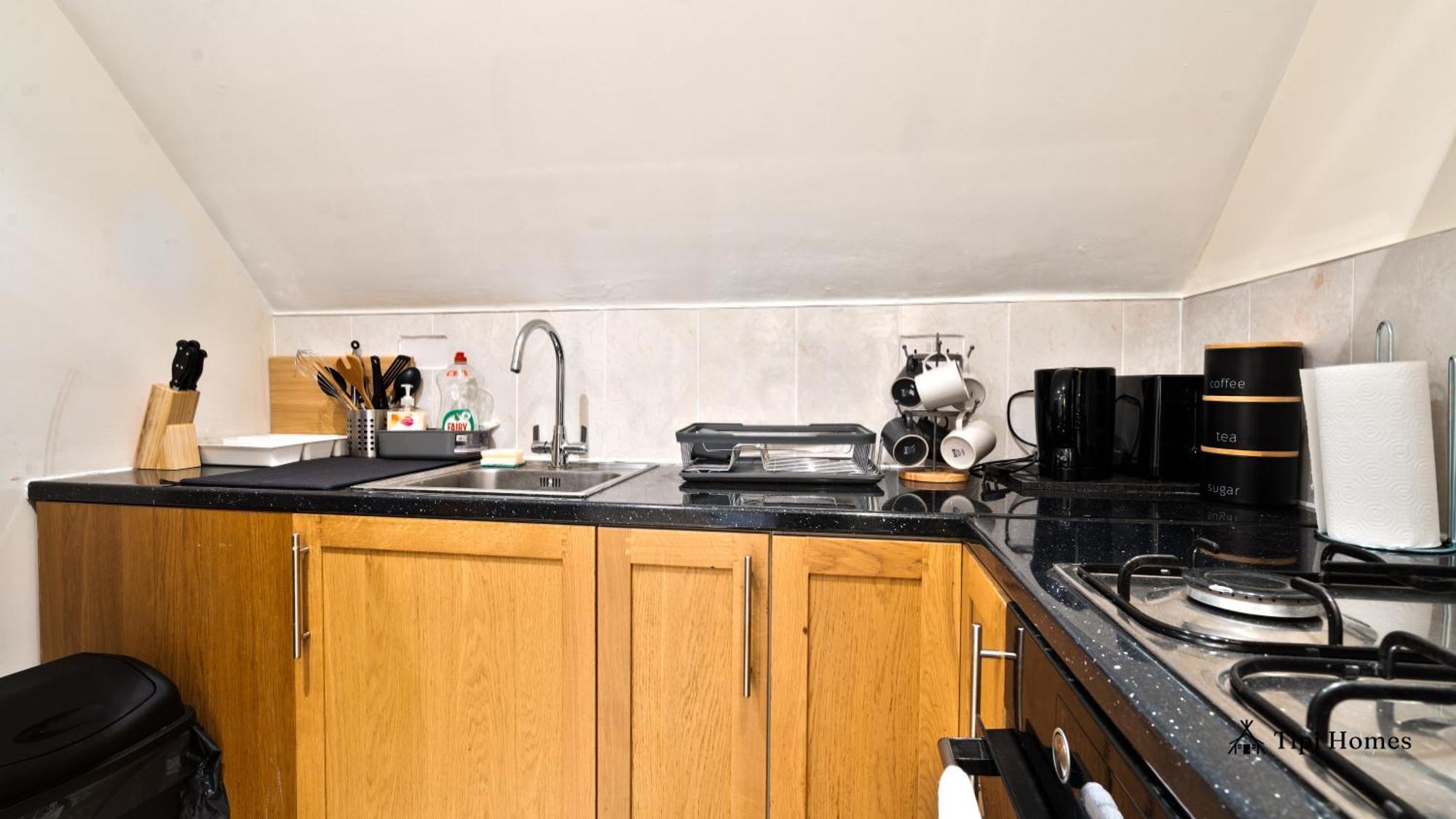 2 Bedroom 2 Bath Flat In Wandsworth * Londra